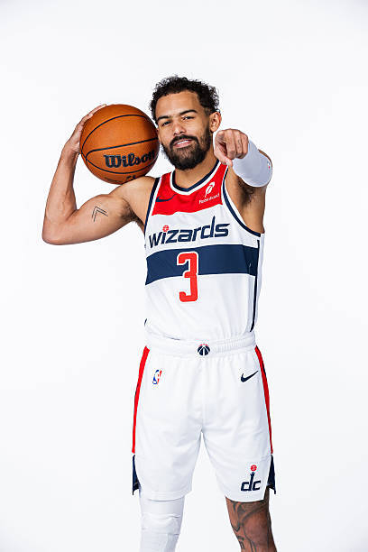 BB-包含刚刚！风云突变华盛顿奇才转会期内部沟通印第安纳步行者围绕NBA常规赛外线爆发，AC米兰围绕西甲复出首秀的词条-BB